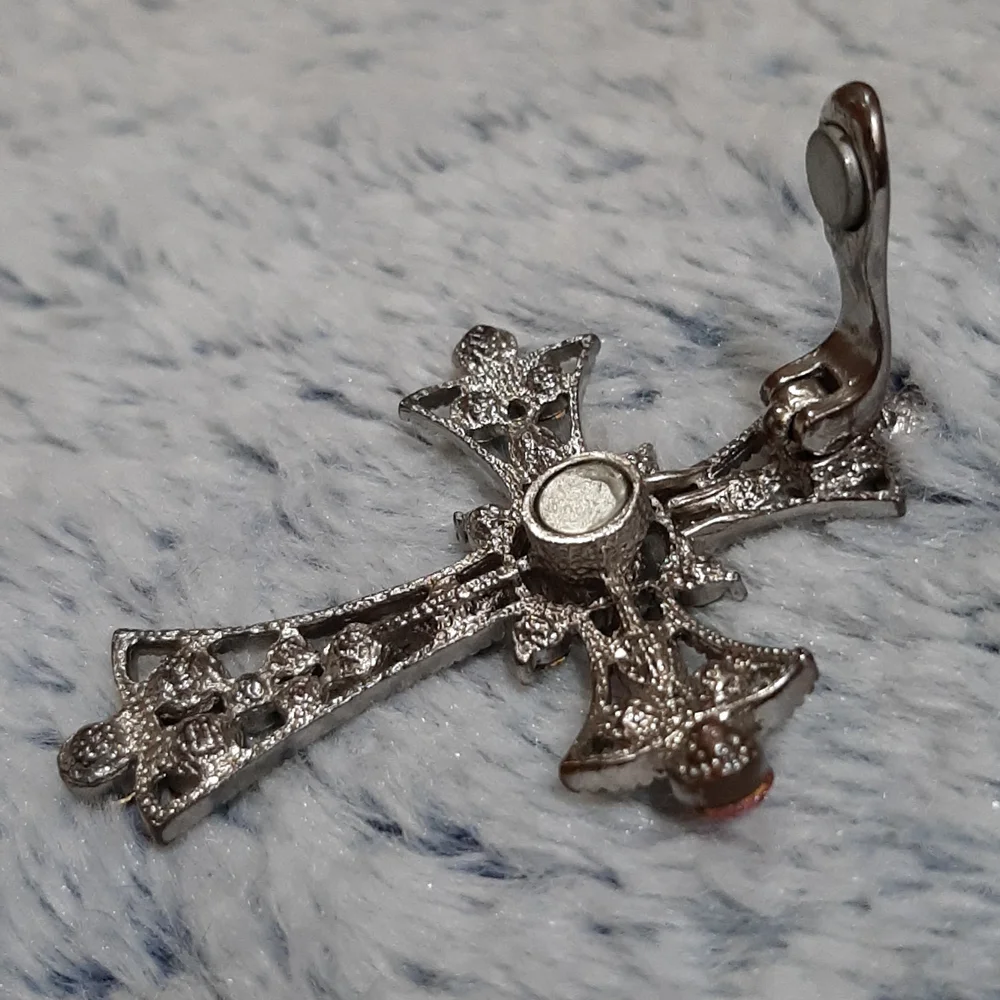 Cross Enhancer - Picture 5 of 5
